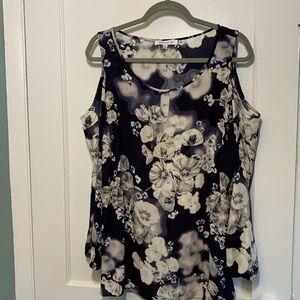 Woman’s cold shoulder blouse